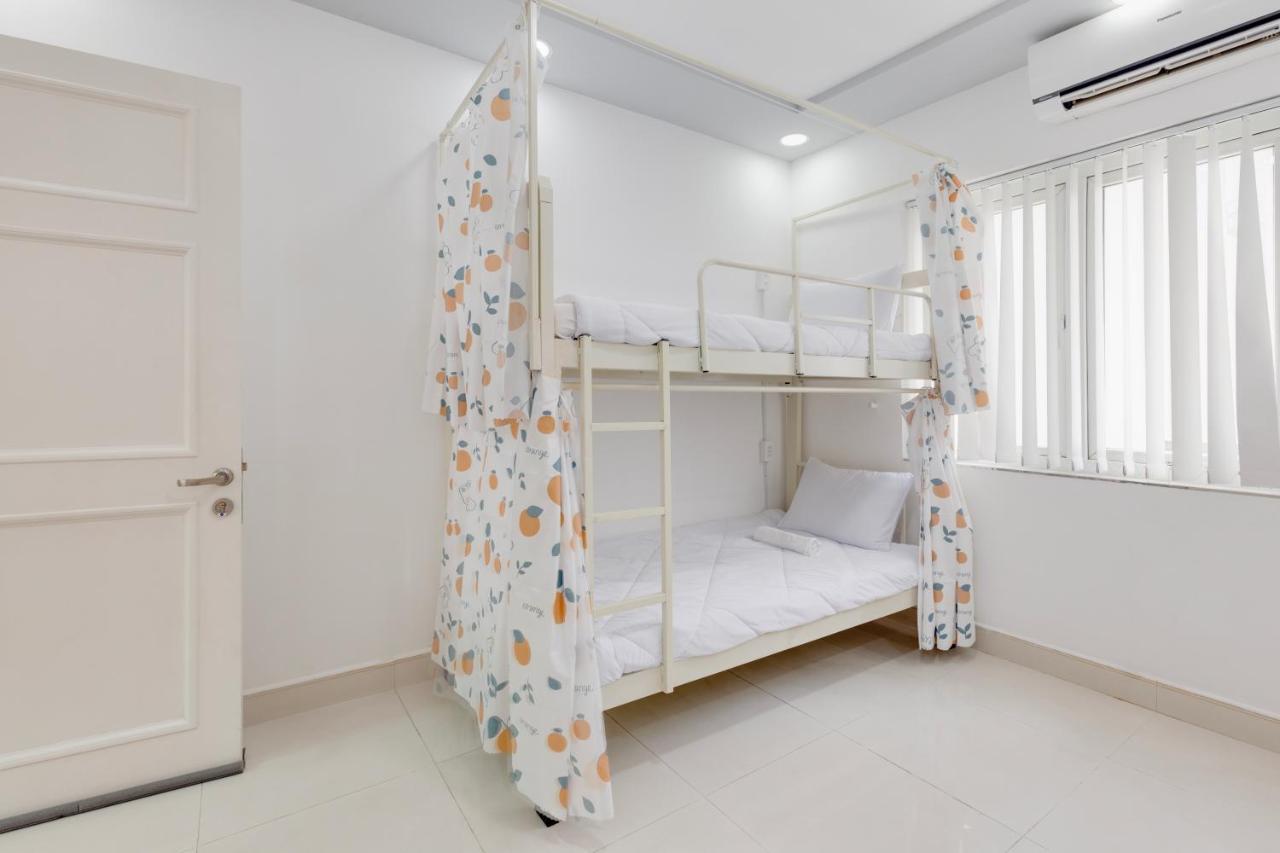 Saigon Authentic Hostel - Daily Walking Morning City Tour, Fresh Daily Breakfast, Gym & Rooftop Billiard Thành Pho Ho Chí Minh Esterno foto