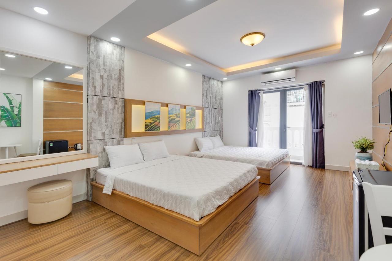 Saigon Authentic Hostel - Daily Walking Morning City Tour, Fresh Daily Breakfast, Gym & Rooftop Billiard Thành Pho Ho Chí Minh Esterno foto