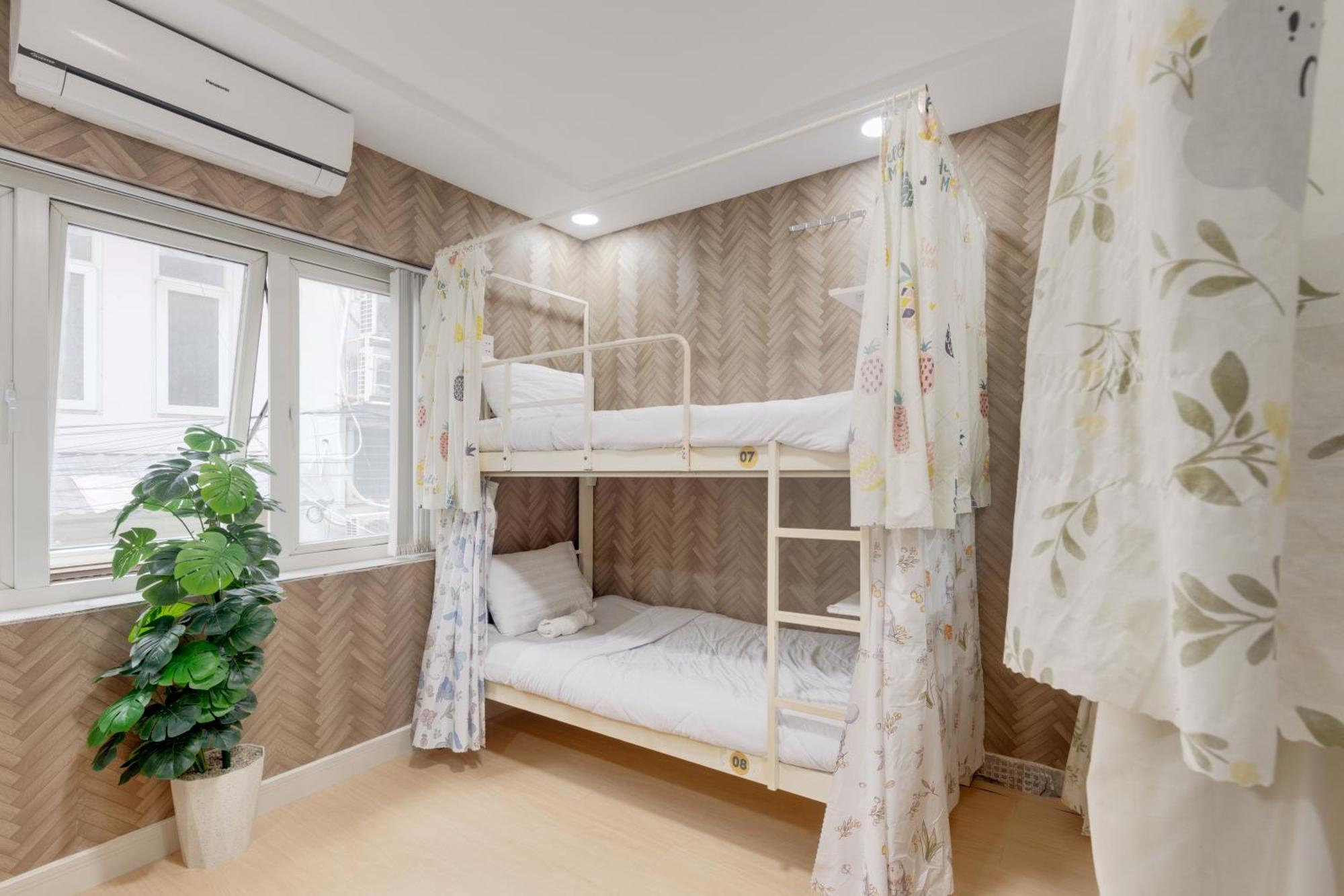 Saigon Authentic Hostel - Daily Walking Morning City Tour, Fresh Daily Breakfast, Gym & Rooftop Billiard Thành Pho Ho Chí Minh Esterno foto