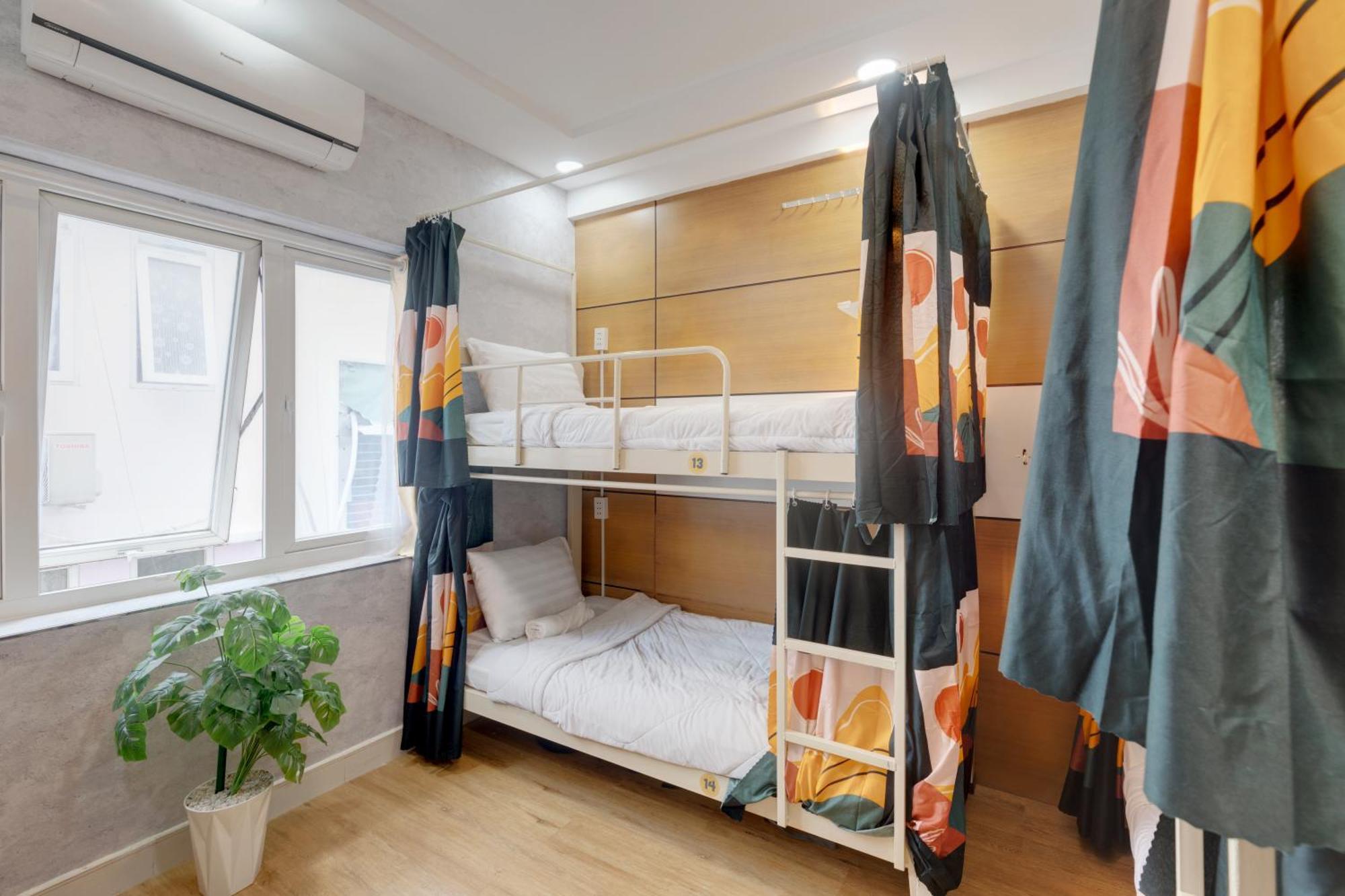Saigon Authentic Hostel - Daily Walking Morning City Tour, Fresh Daily Breakfast, Gym & Rooftop Billiard Thành Pho Ho Chí Minh Esterno foto